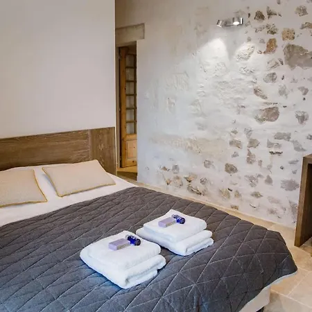 L'angelus - Prestigious Renovated * Noves